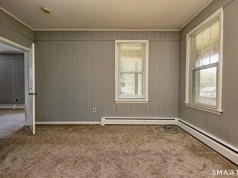 90 N Turnpike Rd #1 — Photo 26