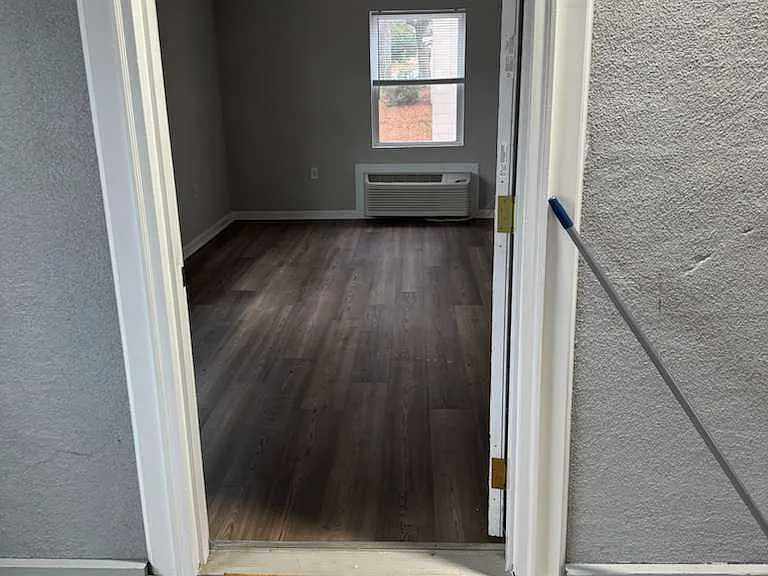 201 Chandler Dr #33C — Photo 12