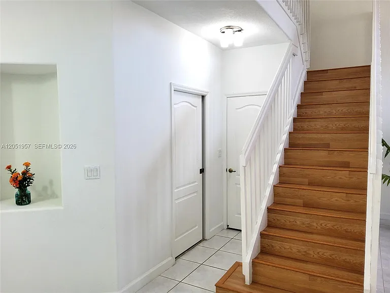 11252 NW 54th Ter — Photo 12