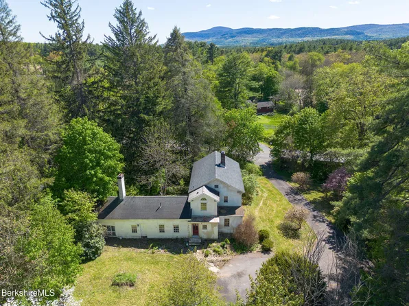 18 Egremont Plain Rd, Great Barrington, MA 01230