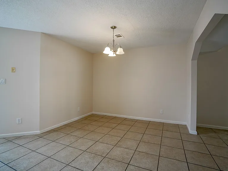 5004 Plateau Ln NW — Photo 8