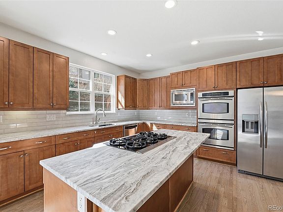 4th image of 10613 Briarglen Circle