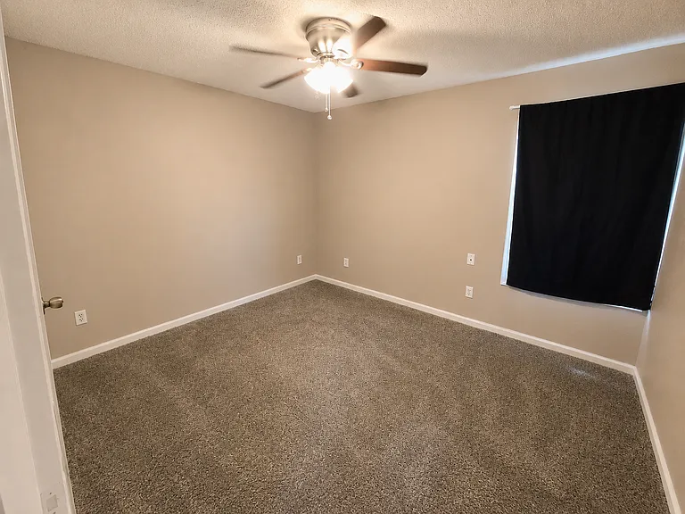 1836 Haviland Dr — Photo 3