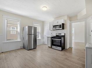 12 Hillside St APT 2, Worcester, MA 01610