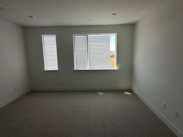 610 Chamise Way — Photo 4
