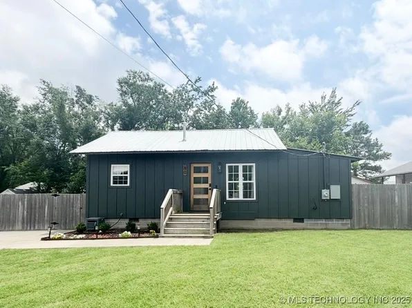 80 W Cherokee St, Skiatook, OK 74070