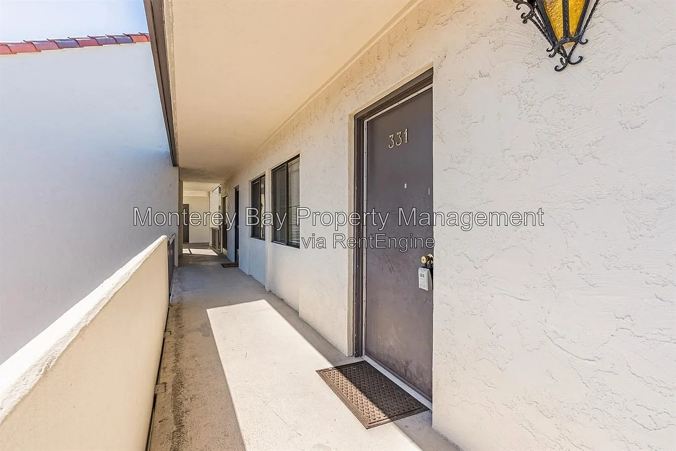 1 bed, 1.0 bath, 570 sqft, $2,099 — Photo 2