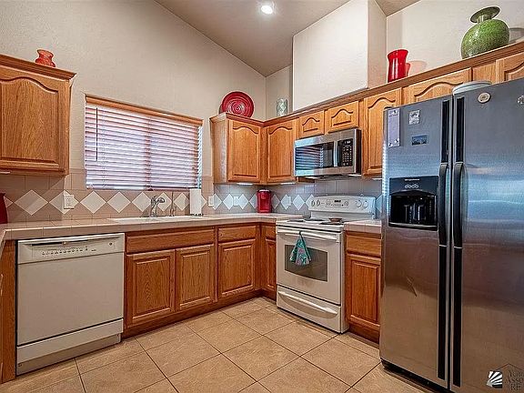 5th image of 4625 W 27th St