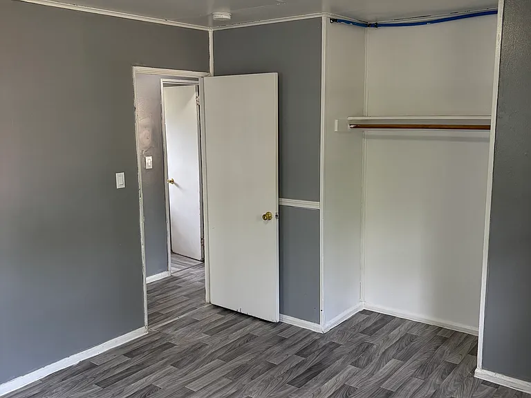 2182 Warrick St — Photo 8