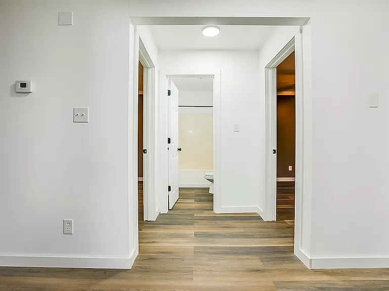 Hillwood Villas — Photo 27