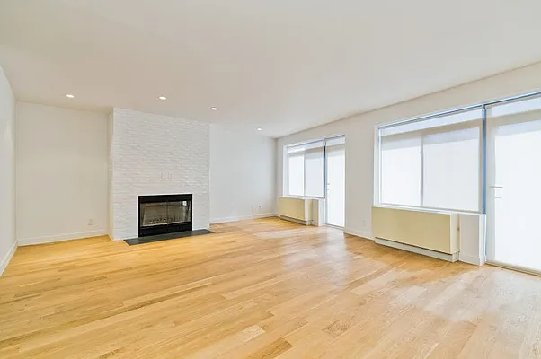 Rented by Veracity NYC LLC | media 6