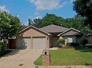 1513 Pacific Pl, Fort Worth, TX 76112