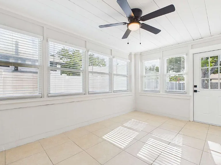 3729 Prescott St N — Photo 15