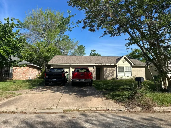 711 Ramada Dr, Houston, TX 77062