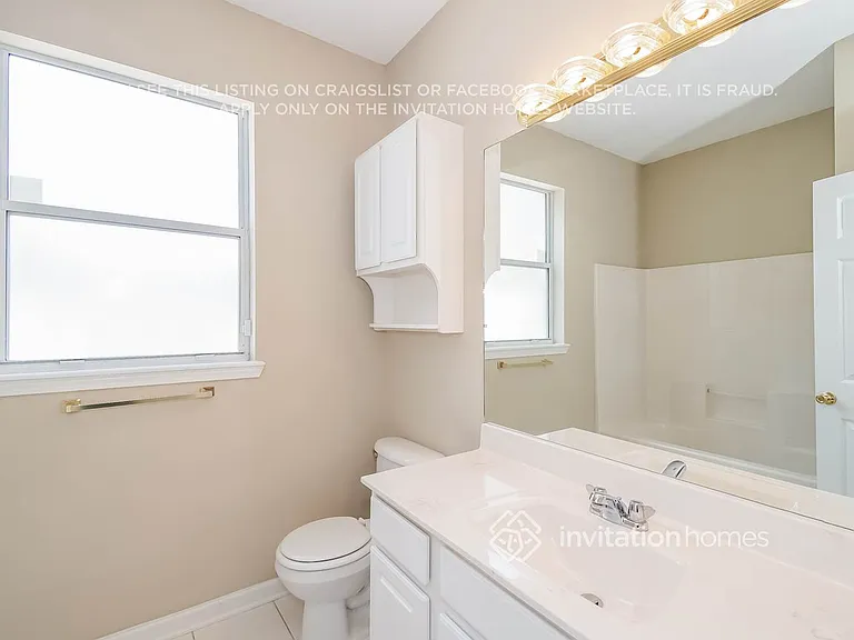 812 Lapoma Way — Photo 18