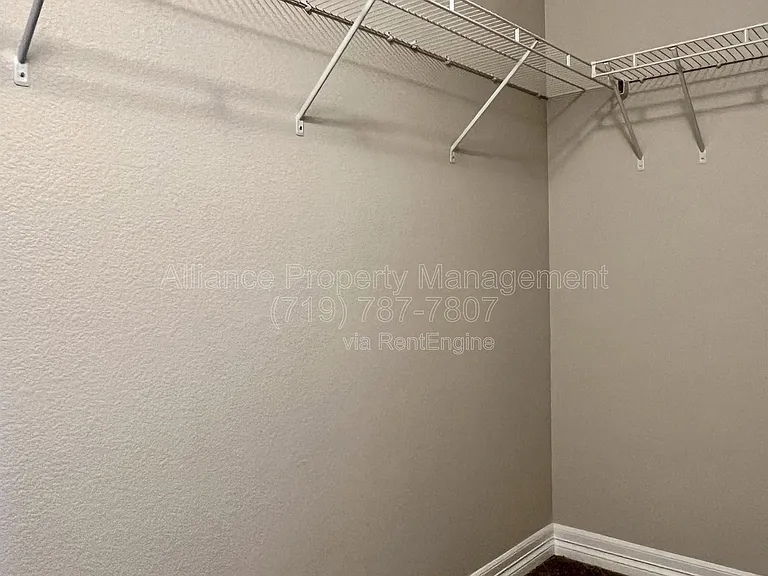10020 Seawolf Dr — Photo 41