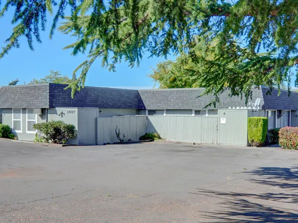 1927 Crater Lake Ave, Medford, OR 97504