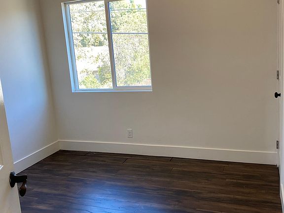 5th image of 11057 Hatteras St