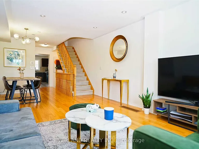 5267 Major Mackenzie Dr E — Photo 12