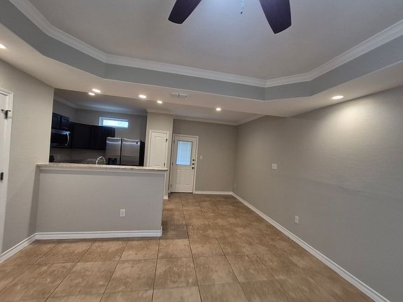 5th image of 13903 Annas Way #104