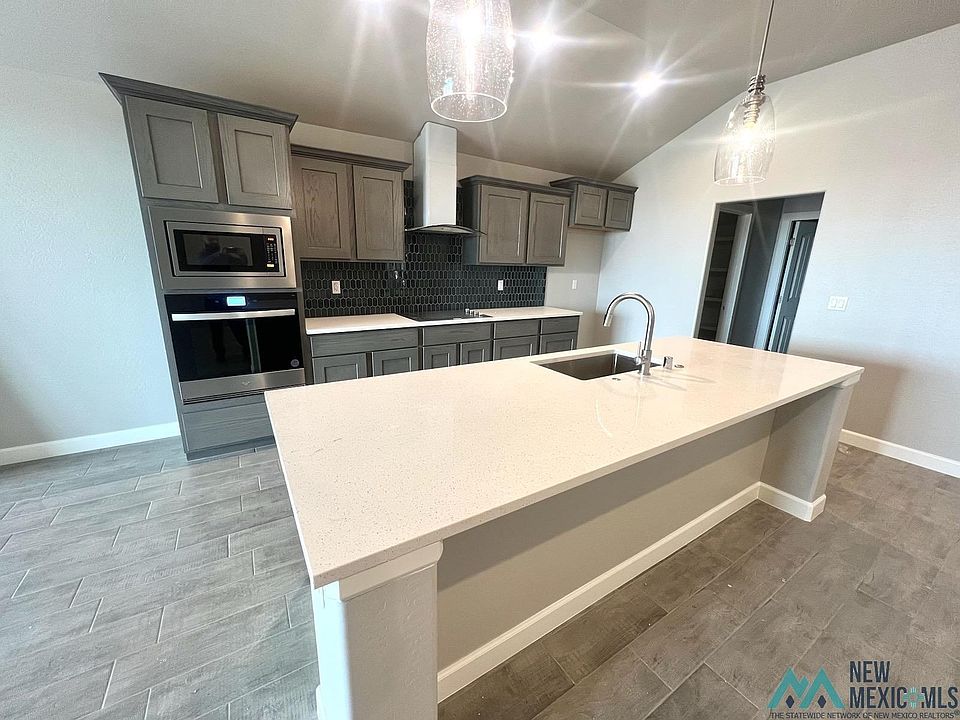 2nd image of 2907 N Cielo Azul