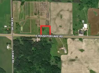 23043 David Ave, Lake City, MI 49651