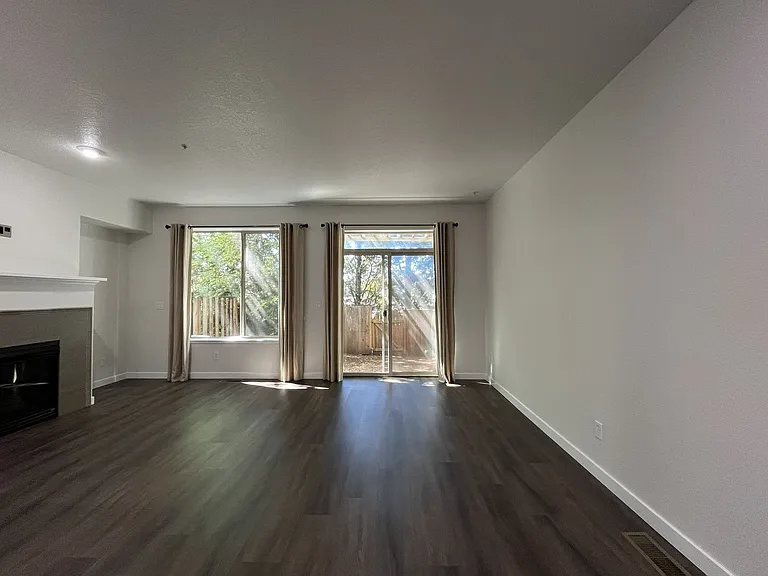 16012 NW Centine Ln — Photo 17