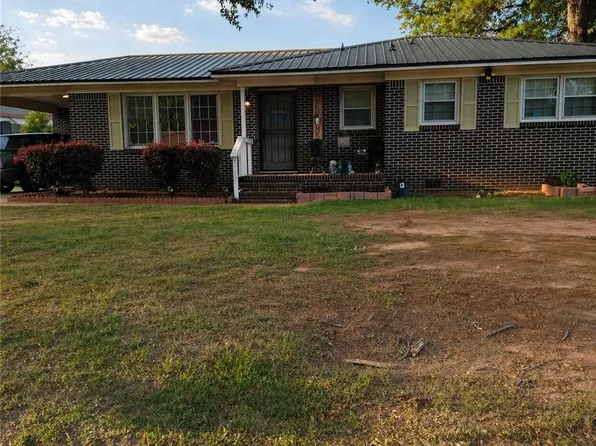 3221 22nd St, Tuscaloosa, AL 35401