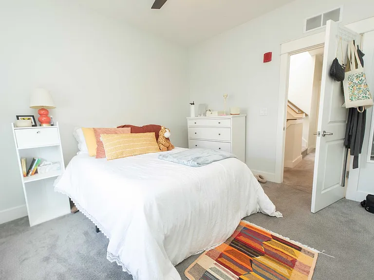 223 N Morton St — Photo 19