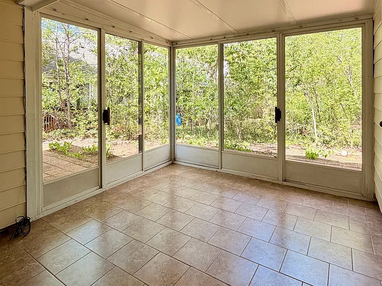 1207 Berley Ct — Photo 5
