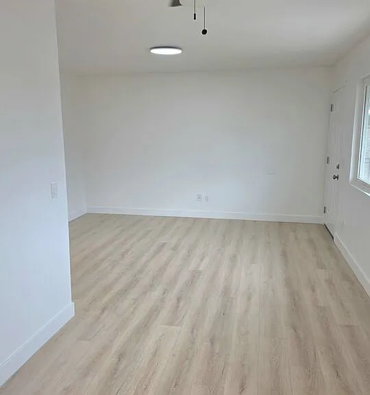 165 N Hamilton Ave #3 — Photo 7