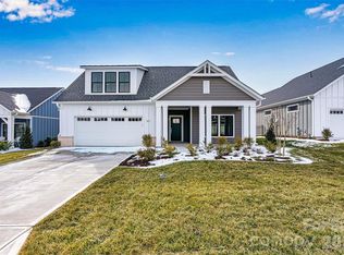 235 Alenda Lux Cir, Mooresville, NC 28115