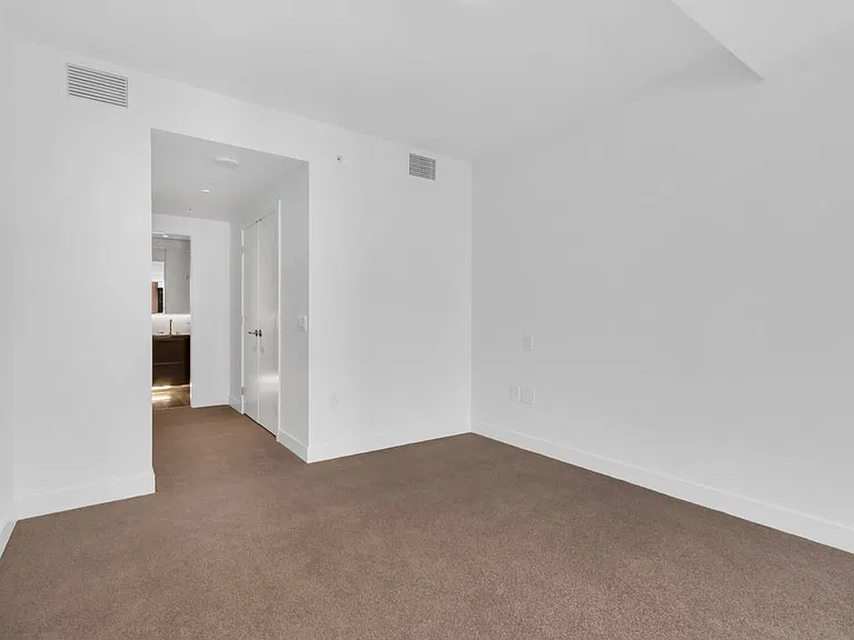 1571 W 57th Ave #506 — Photo 19