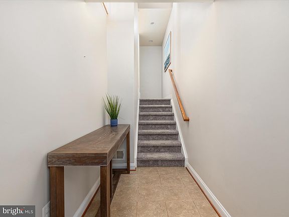 5th image of 6886 Boothe Ln