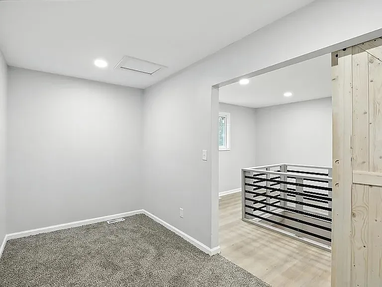903 Lafayette St — Photo 24