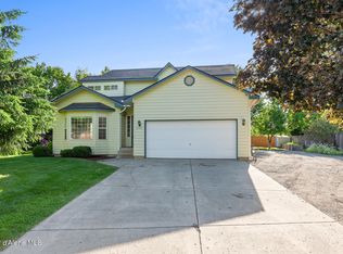 8393 N Cloverleaf Dr, Hayden Lake, ID 83835