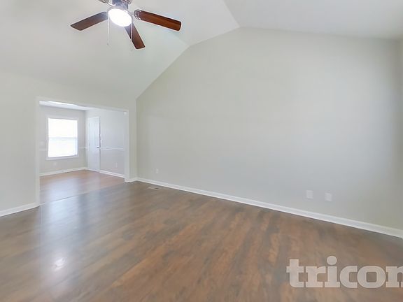 3rd image of 1218 Bolton Dr