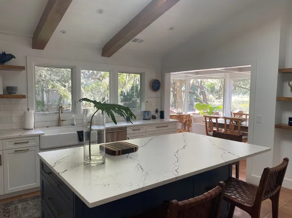 35 Baynard Park Rd APT 403, Hilton Head Island, SC 29928