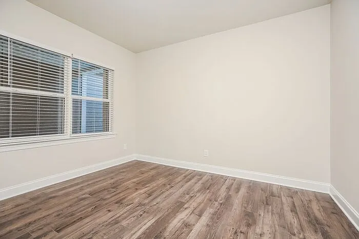 2516 Elmcroft Ave #2516EA — Photo 17