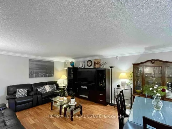 140 Ling Rd #88, Toronto, ON M1E 4V9