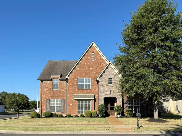 1371 Raindrop Dr, Collierville, TN 38017
