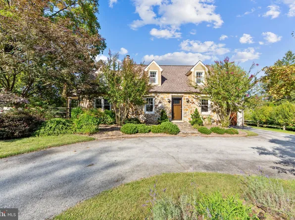 1185 E Kings Hwy, Coatesville, PA 19320