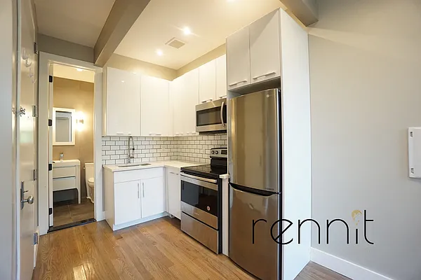 Rented by Rennit Inc. | media 3