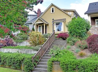 2630 46th Ave SW, Seattle, WA 98116