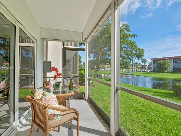 250 S Hollybrook Ter APT 103, Hollywood, FL 33025