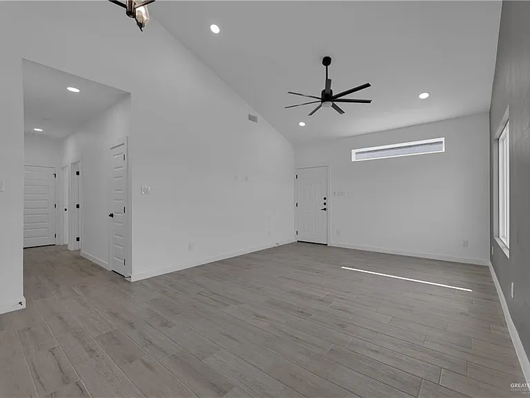 2509 Mockingbird Rd #B — Photo 6
