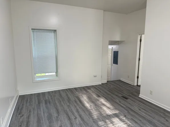 1034 Getty St, Sauk Centre, MN 56378