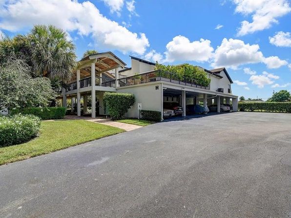 830 Greensward Ct APT 107H