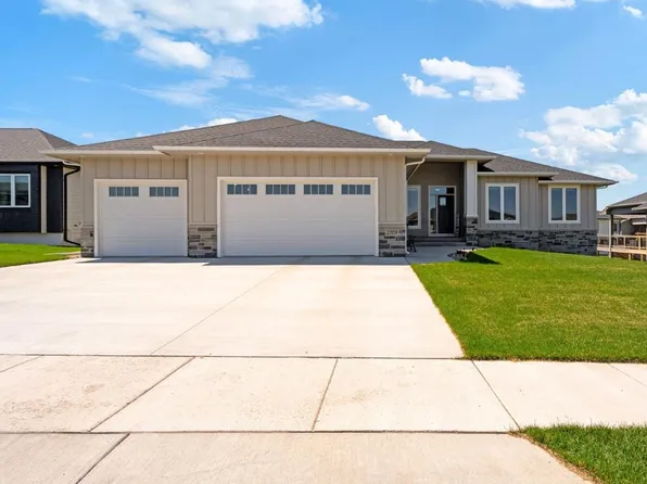 2709 S Faith Ave, Sioux Falls, SD 57110