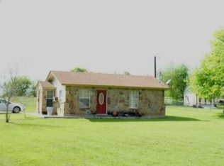 802 Renee St, Seguin, TX 78155